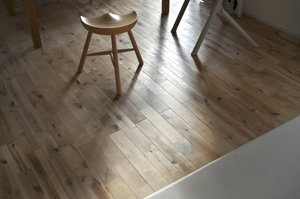 傷だらけ？実際に住んで分かった無垢床の良い所・大変な所